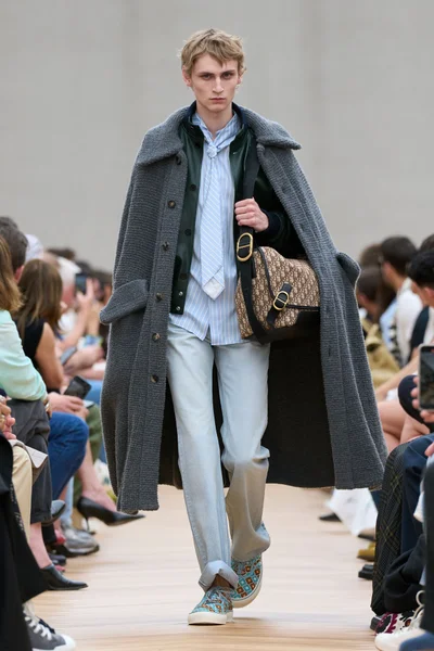 Look 55